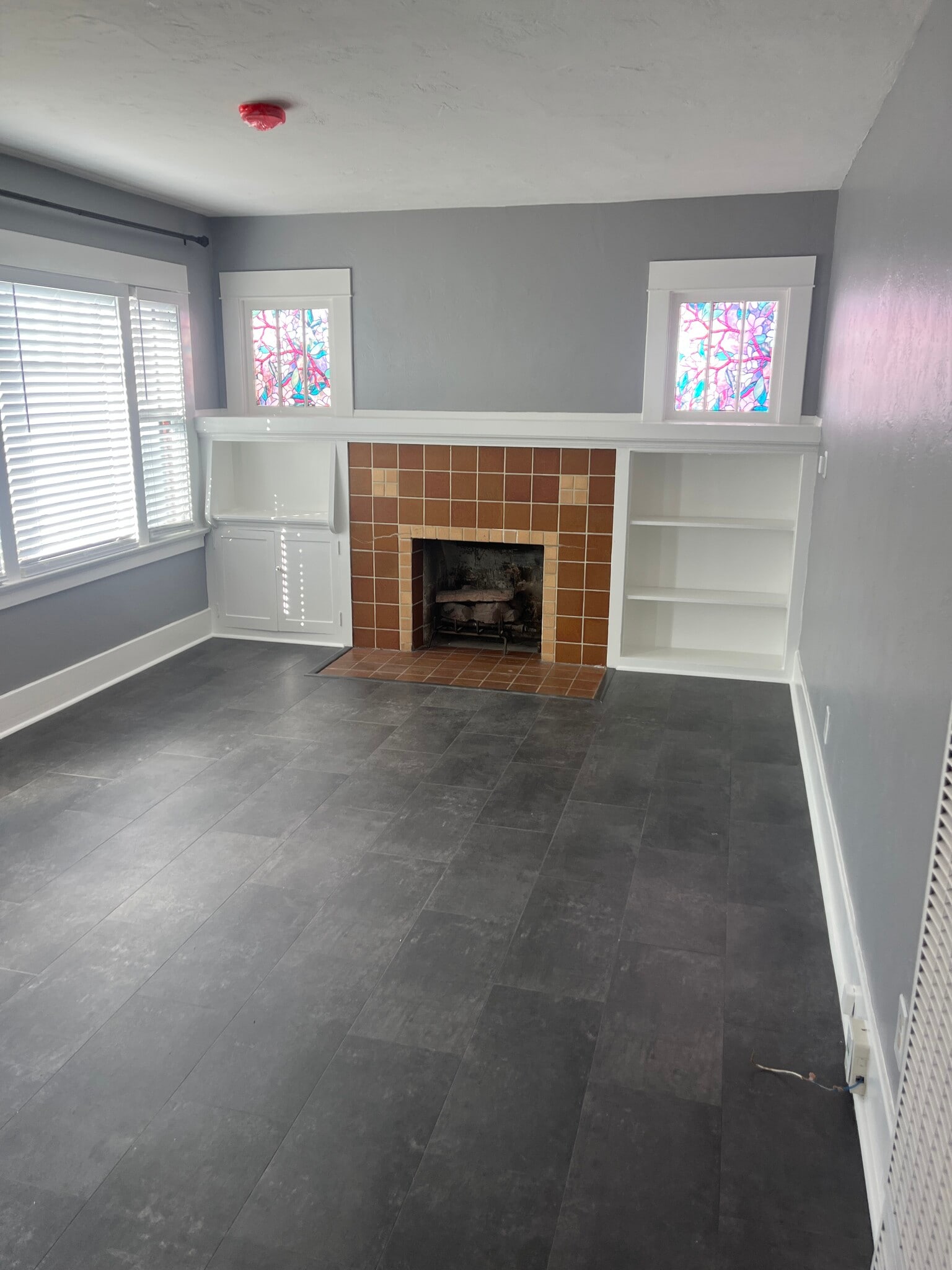 Building Photo - 3945 4th Ave