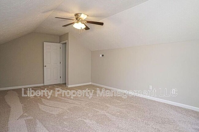 Building Photo - 1517 Clan Campbell Dr