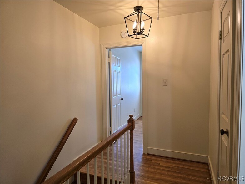 Building Photo - 3812 Hermitage Rd