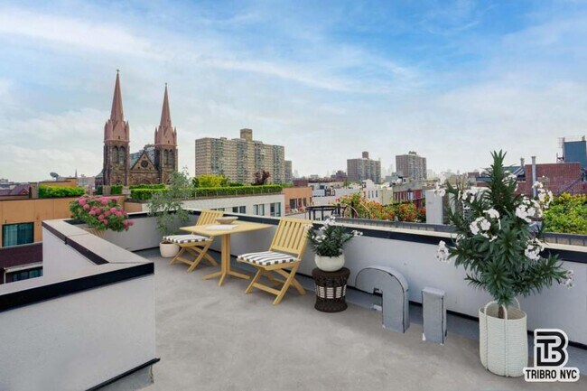 Building Photo - 1 bedroom in BROOKLYN NY 11206