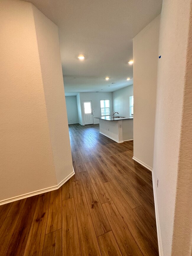 Building Photo - 112 Golden Grove Pky