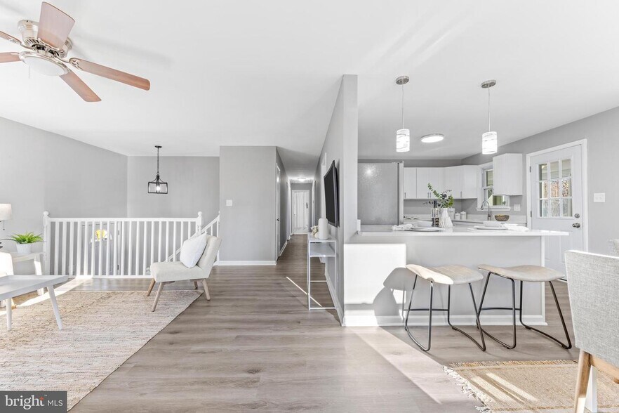 Building Photo - 713 Biddle Rd