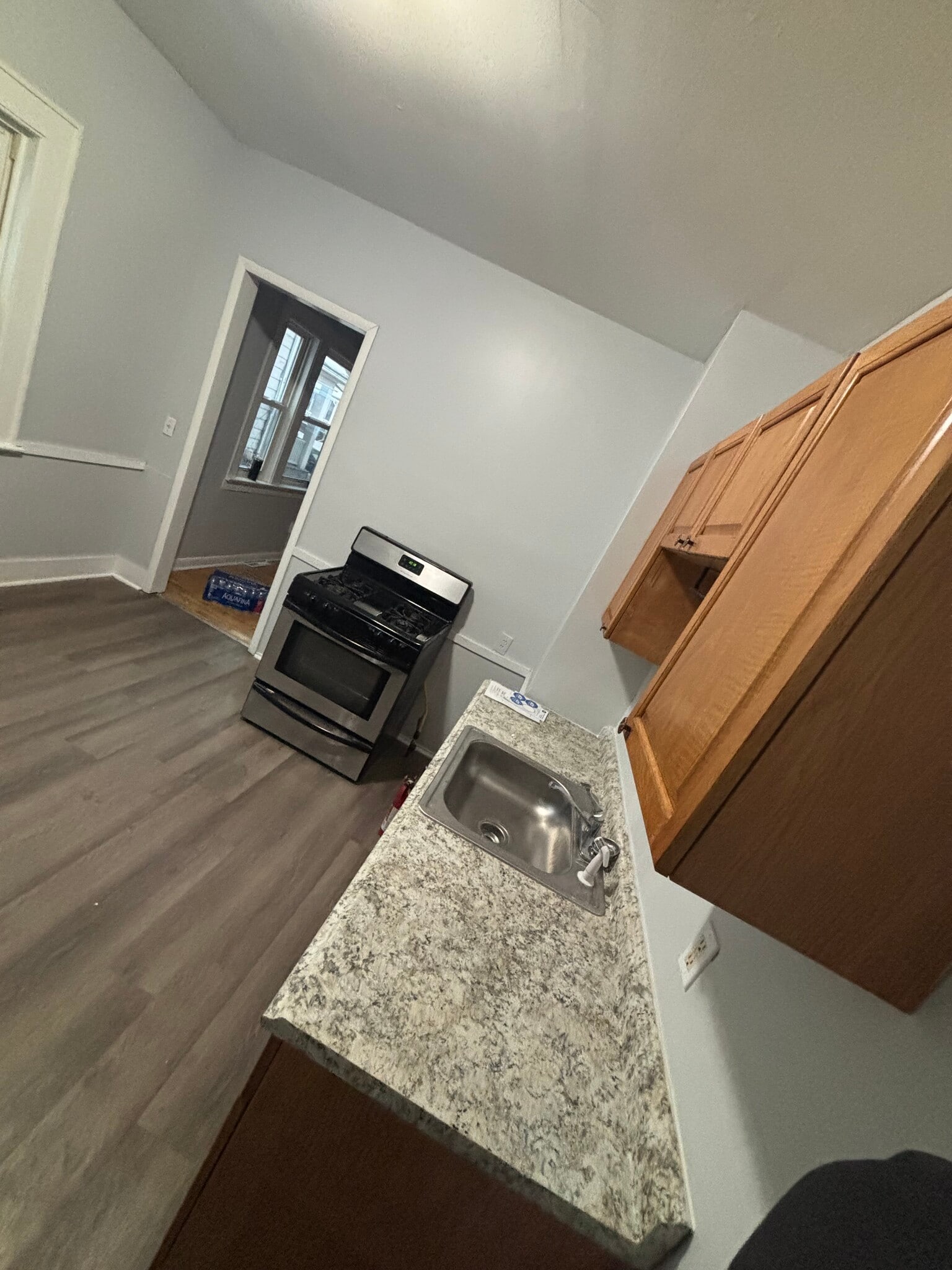 Kitchen - 40 Moulson St