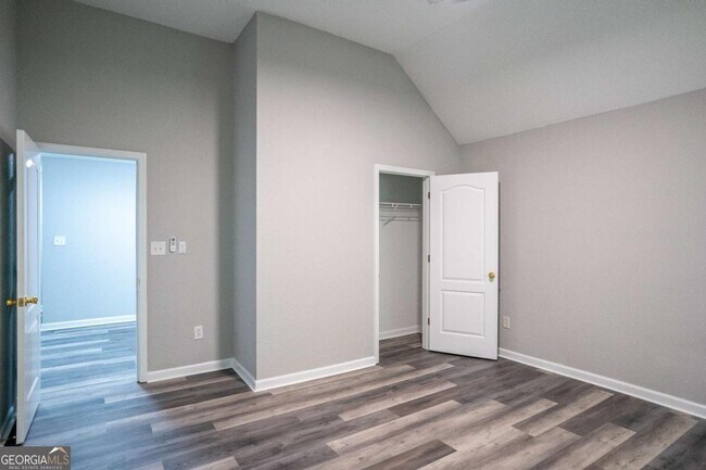 Building Photo - 3243 Newtons Crest Cir