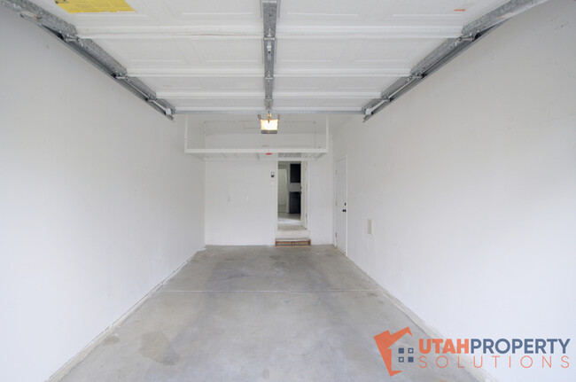 Building Photo - 4502 W 11800 S