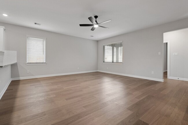 Building Photo - 21563 Bluebonnet Bay Dr