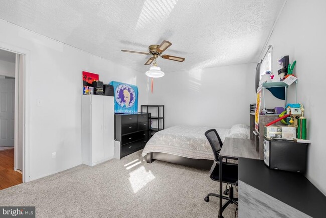 Building Photo - 9262 Byrd Dr