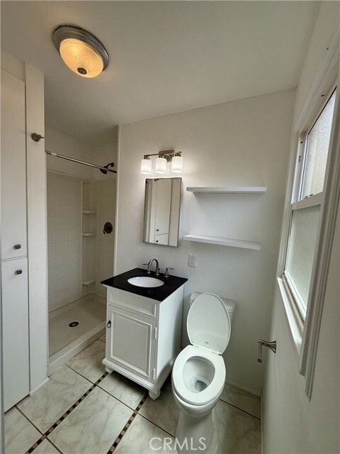 Building Photo - 719 S Walnut Ave