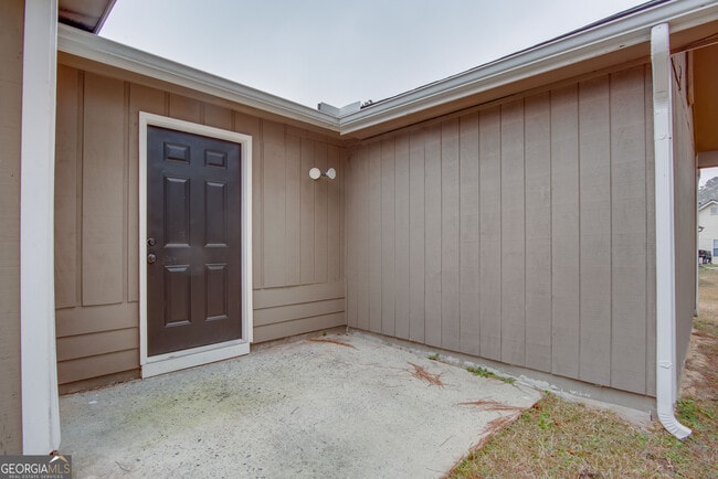 Building Photo - 6960 Brown Dr S