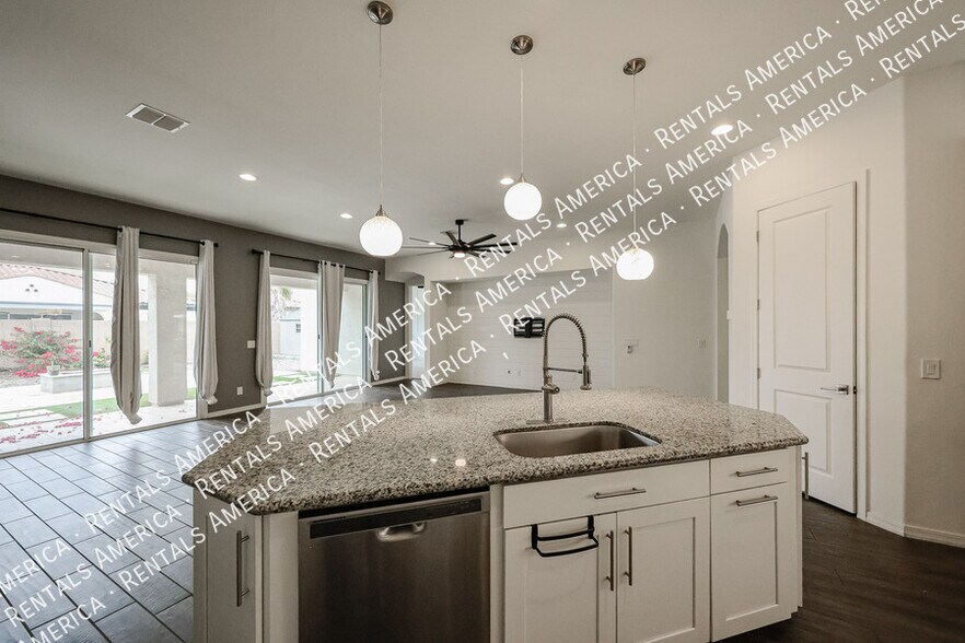 Building Photo - 22366 E Sentiero Dr