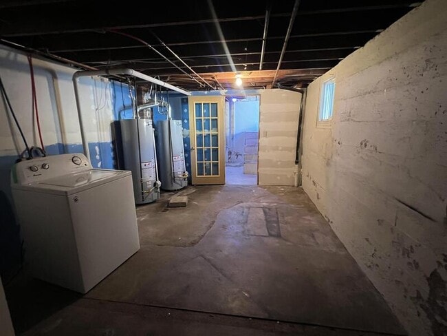 Building Photo - 2616 Ames Ave