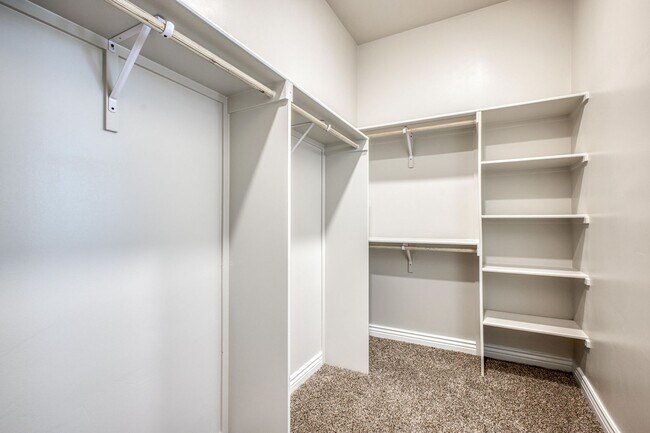 Building Photo - Beautiful East side House 4 bed-2.5 baths, part of The Club that includes Swimming Pool, Gym, Ten...