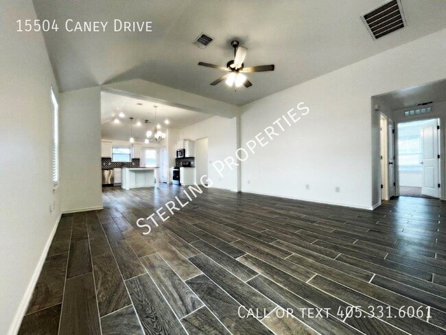 Building Photo - 15504 Caney Dr