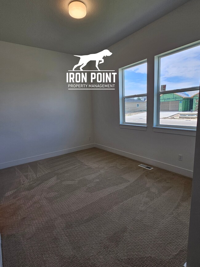 Building Photo - Brand New 4bed/3 bath home w/office, 2 car extended bay garage & all appliances included.