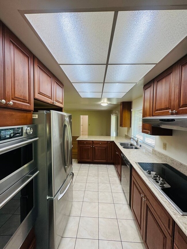 Building Photo - Nice Two-Story in Desired Northgate Neighborhood Available Now!