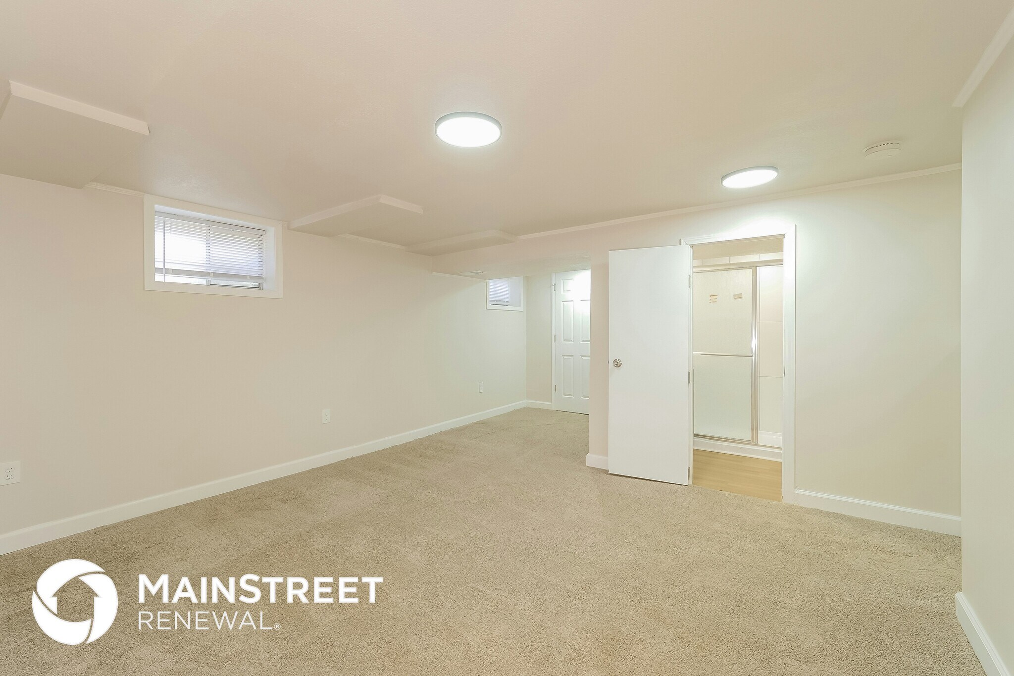 Building Photo - 1109 NE Columbus St