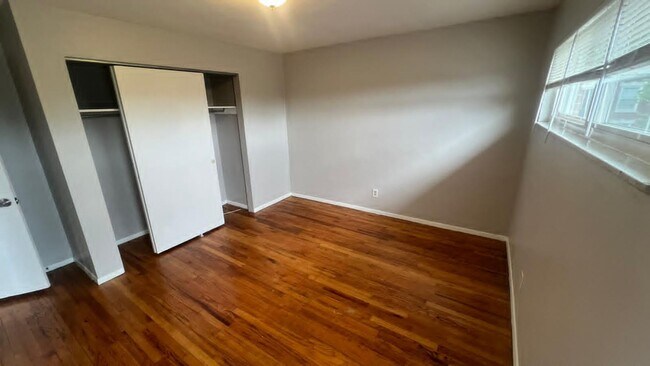 Building Photo - 5305 S Compton Ave