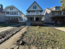 Building Photo - 1304 W 102nd St