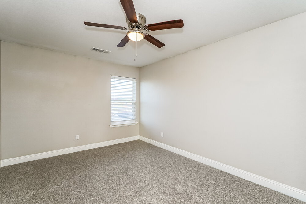 Building Photo - 10540 Wild Oak Dr