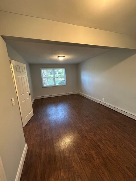 Building Photo - 56 Deer Dr