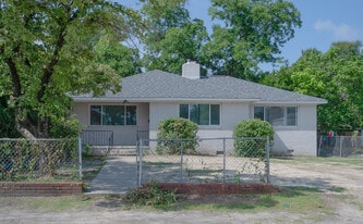 Building Photo - 1313 Hamrick St