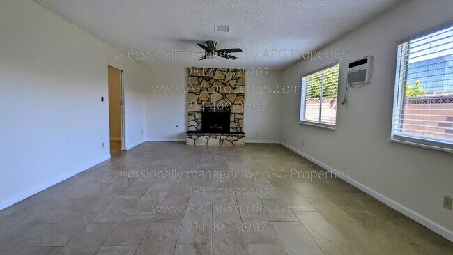 Building Photo - 13392 Dawn Ave