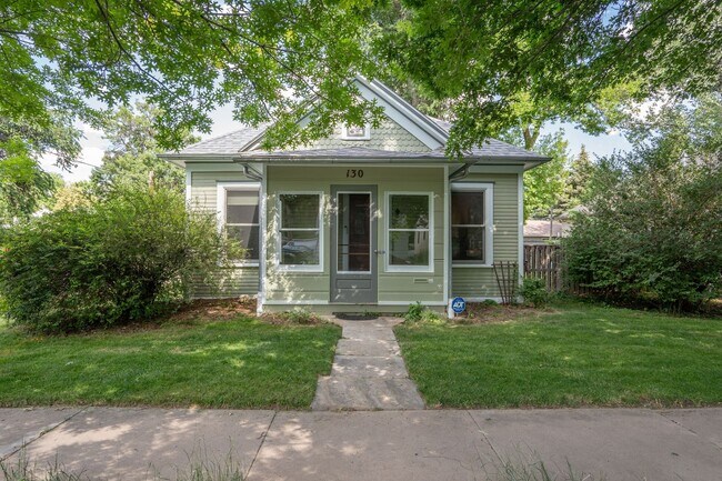 Primary Photo - Charming 2-Bed, 2-Bath Loft Home in Old To...
