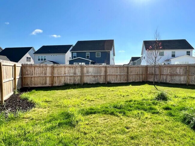 Building Photo - 8180 Lyman Ct