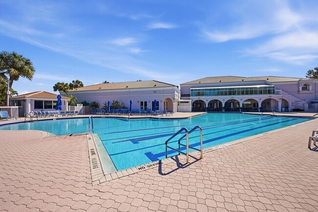 Building Photo - 5187 Europa Dr