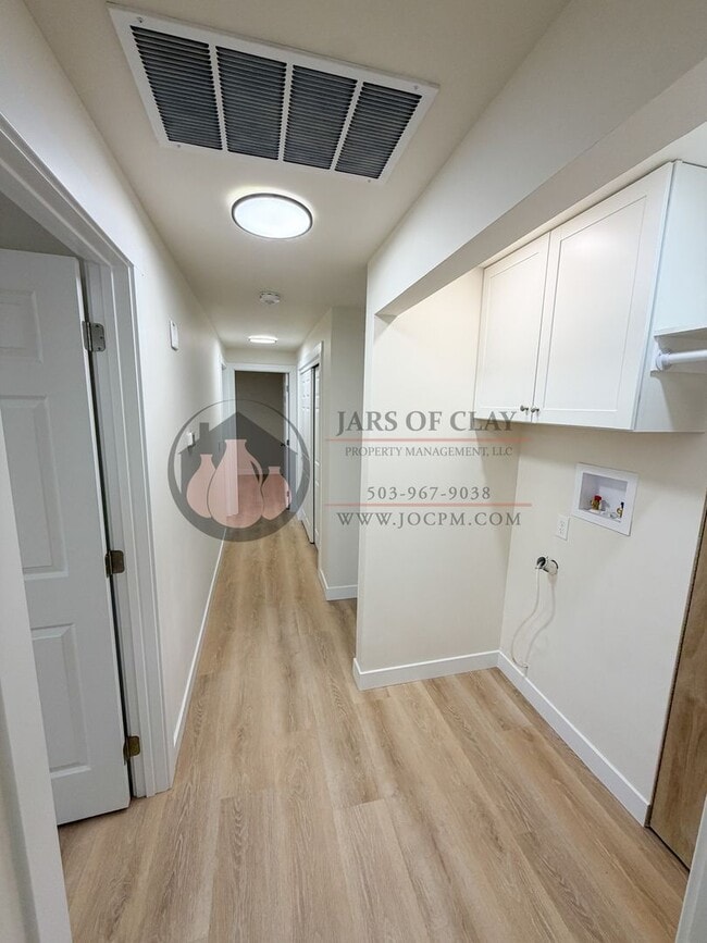 Building Photo - Campbell Duplex- #2025-1764