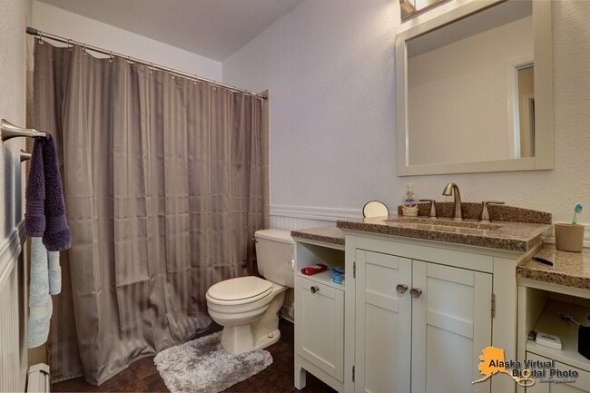 Building Photo - Cozy Eagle River Home with Backyard Trails!