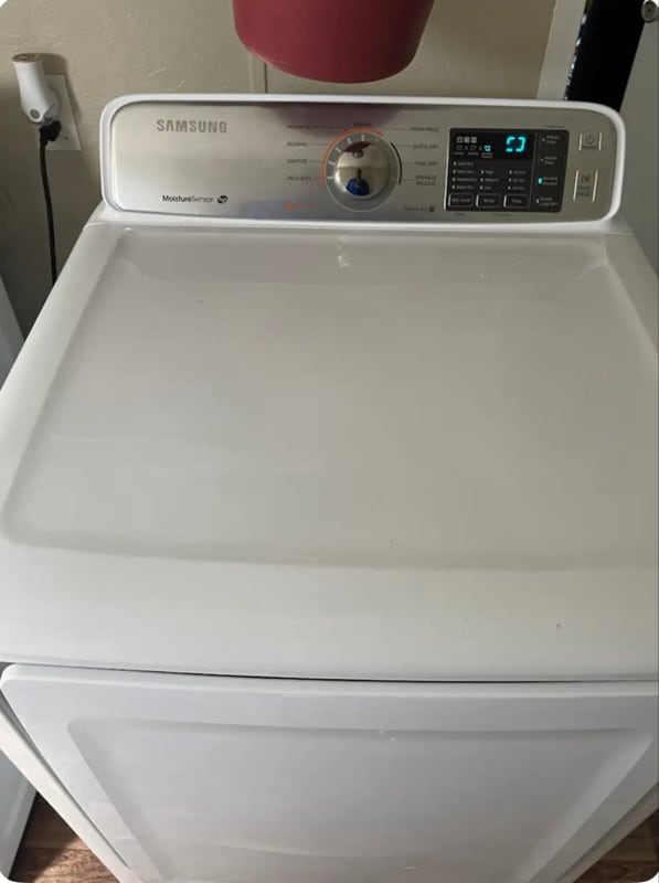 Building Photo - 307 Helen St