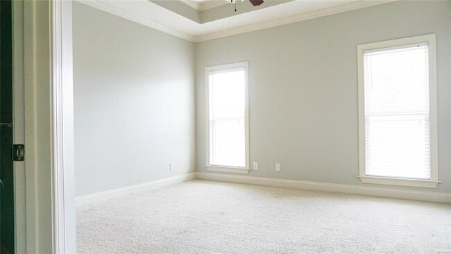 Building Photo - 9537 Greythorne Way