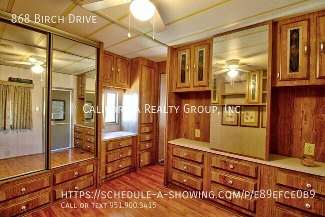 Building Photo - 868 Birch Dr