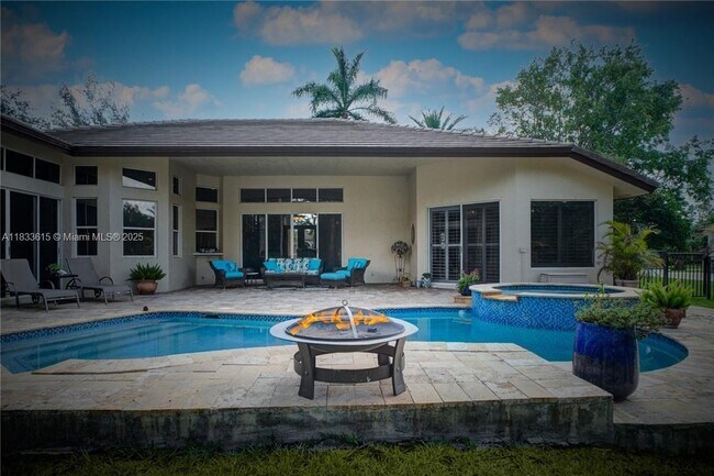 Building Photo - 6807 NW 66th Way