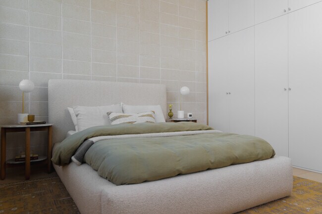 Building Photo - 5205 Scenic View Dr