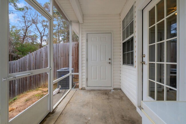 Building Photo - 1652 Corey Wood Cir