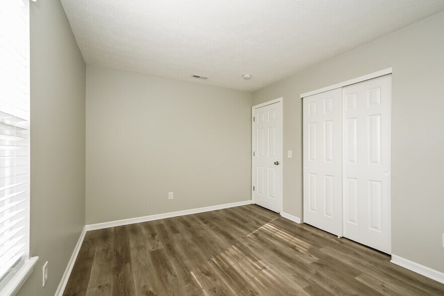 Building Photo - 6229 Tybalt Pl