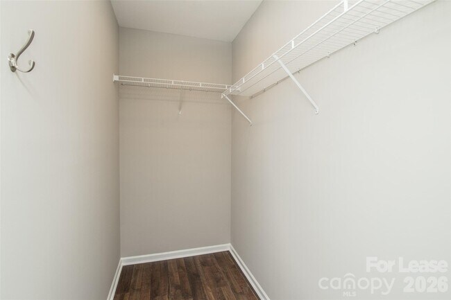 Building Photo - 4018 Far West Dr