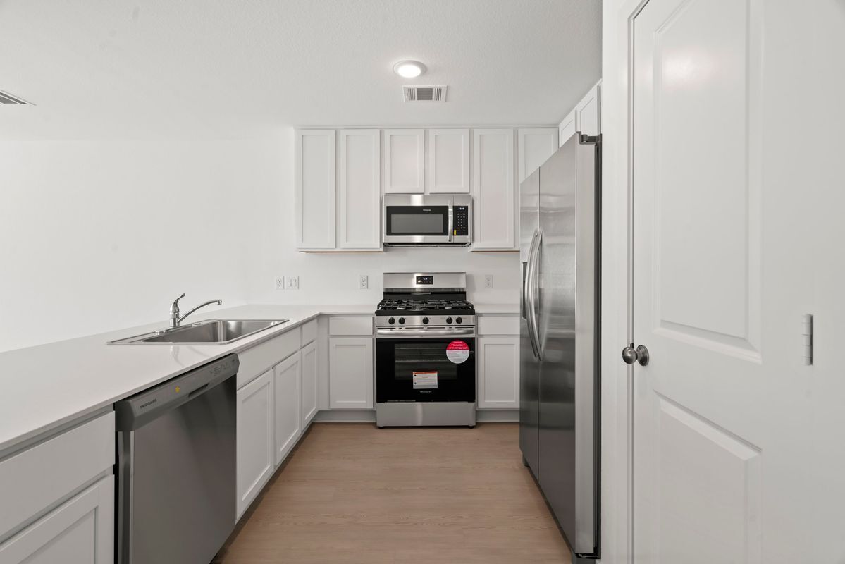 Building Photo - 6407 Geyser Starish Dr