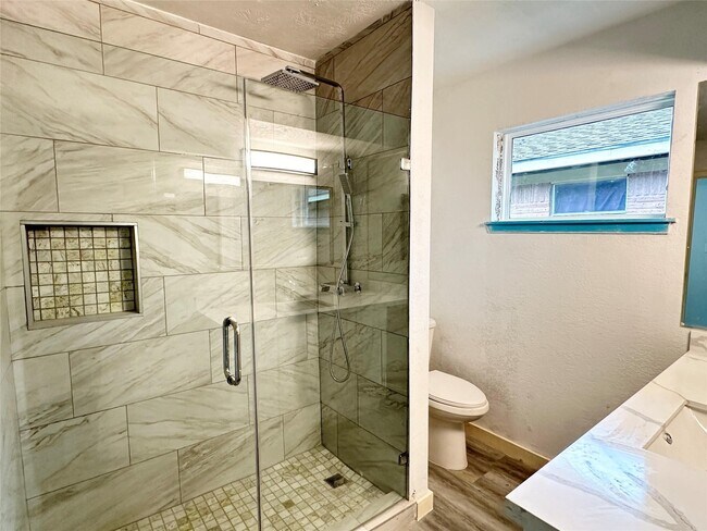 Building Photo - 11922 Sea Shore Dr