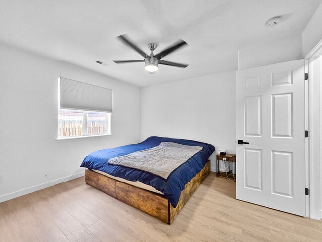 Building Photo - Charming 3 beds 2 baths in Denver!