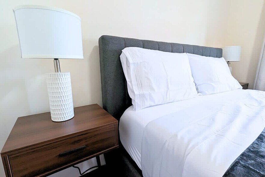 Building Photo - 108 Gotthart St