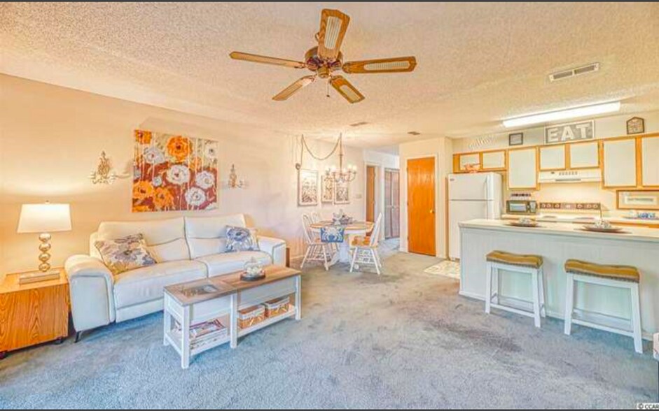 Building Photo - 510 Fairwood Lakes Dr