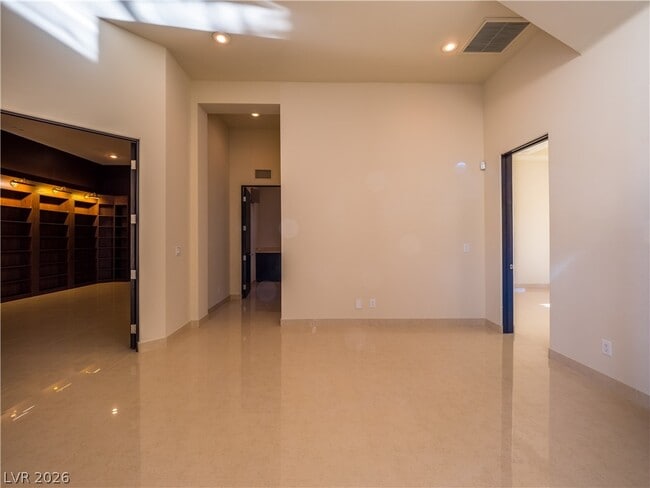 Building Photo - 7426 Yonie Ct