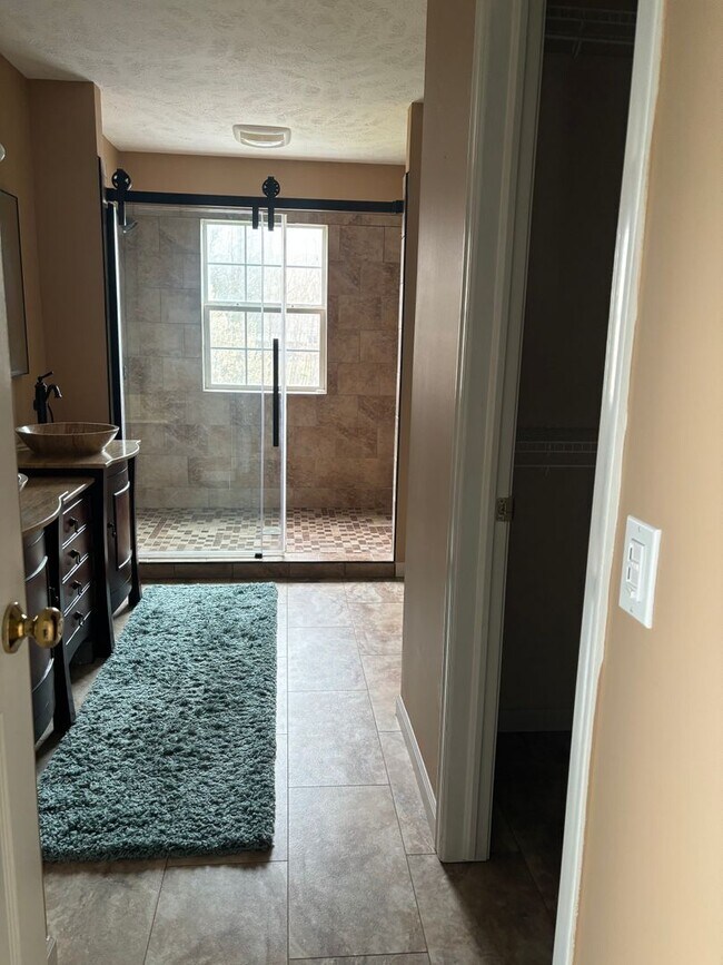 Building Photo - 25027 Rushmore Ct