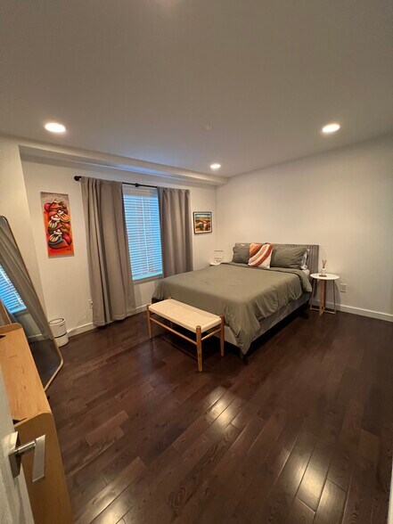 Building Photo - 753 N 20th St