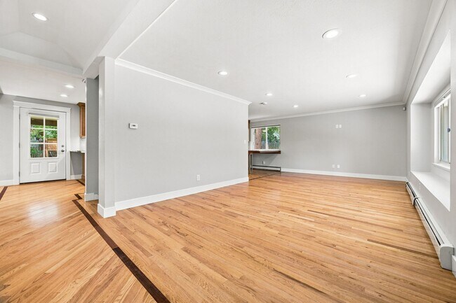 Building Photo - Charming 3-Bedroom Home in Lakewood, CO