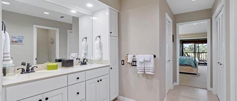 Building Photo - 16181 Fairway Woods Dr