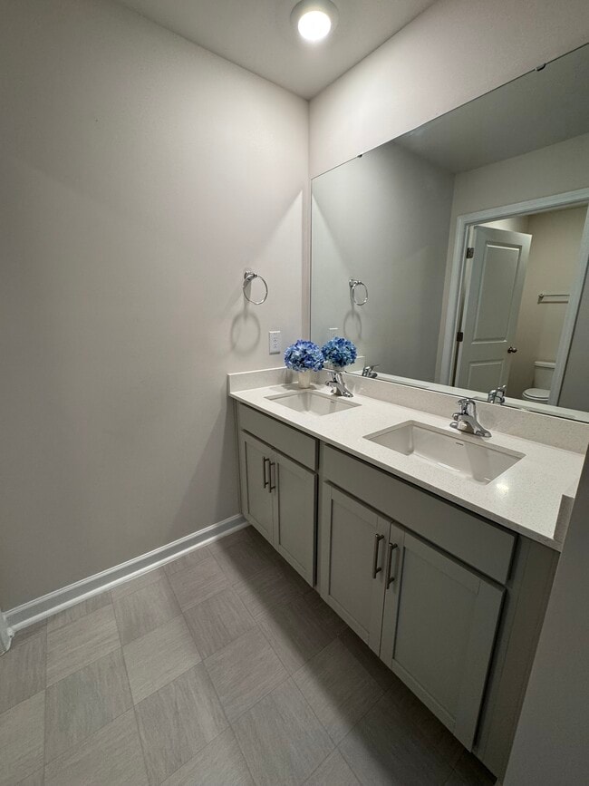 Building Photo - 134 David Hl Dr